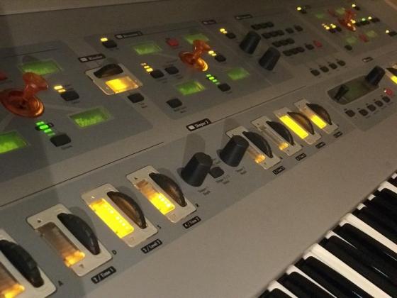 Hartmann NEURON - Morphing Synthesizer