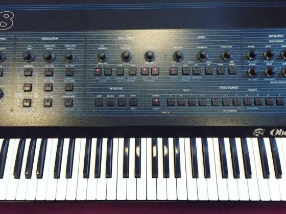 Oberheim OB-8 - Vintage Synthesizer 80s Synth Keyboard