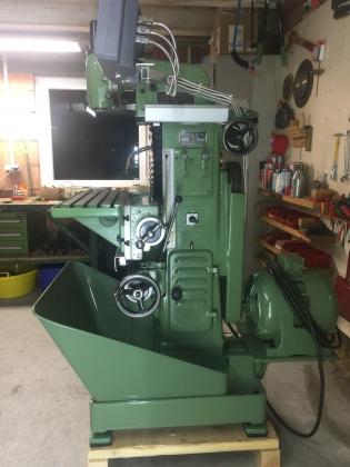 Universal Fräsmaschine Deckel FP 1 mit Digitalanzeige