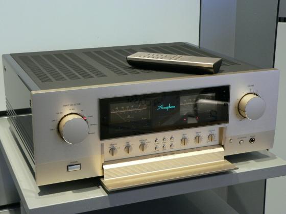 Accuphase E-450 Vollverstärker mit DAC-40 Digitalmodul (D/A-Wandler) /Topzustand