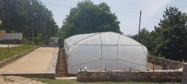 TOP – Gewächshaus - Treibhaus BREITE von 6m, Länge bis 60 m - EU Produktion - Höhe Produktqualität + 1 x Tür + ALLE VERSTÄRKUNGEN