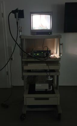 Storz Endoskopieturm m. Lichtquelle Prozessor Gastroskop Koloskop Monitor Pumpe