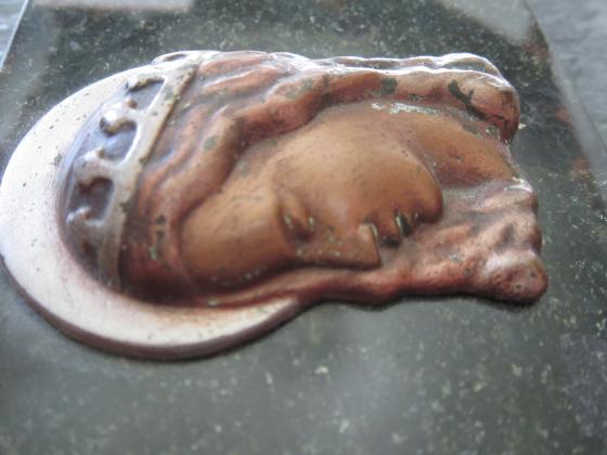 Alter Briefbeschwerer - Mutter Gottes - Marmor, Metall, Bronze - 9,2cm x 9,2cm - altersentsprechender  Zustand