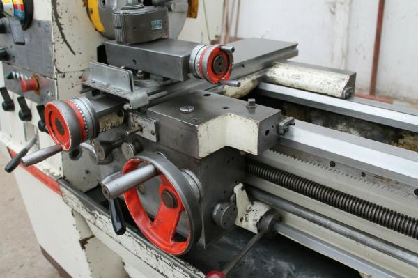 Zug- & Leitspindel- Drehmaschine Drehbank Colchester Triumph 2000 + viel Zubehör