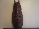 Afrikanische Holzschnitzkunst - Wandmaske - Holz - schwer - massiv - 61,5cm x 23cm