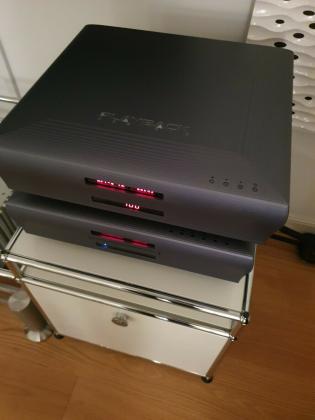 Playback Designs MPD-8 DAC u. MPT-8 CD/SACD mit Syrah Server u. Stream-X Option