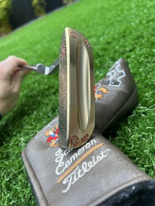 Scotty Cameron-SSS Handwerker in Chromatische Bronze mit geschweißten plummers Hals