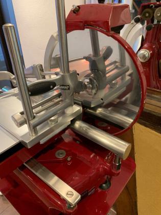 I-RON Fly Wheel Model Volano 300 manuelle Schwungrad Aufschnittmaschine Standfuß