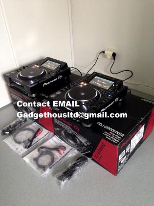 Pioneer CDJ-3000 , DJM-A9, DJM-V10-LF, DJM-S11, Pioneer CDJ-2000NXS2, DJM-900NXS2 DJ Mixer