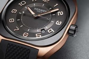 Hermes H08 Rosegold Uhr mit Titan Gehäuseboden, NP 16000€