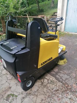 Kärcher KMR 1250 B mit StVZO/Vollgummiräder/2 Seitenbesen neu