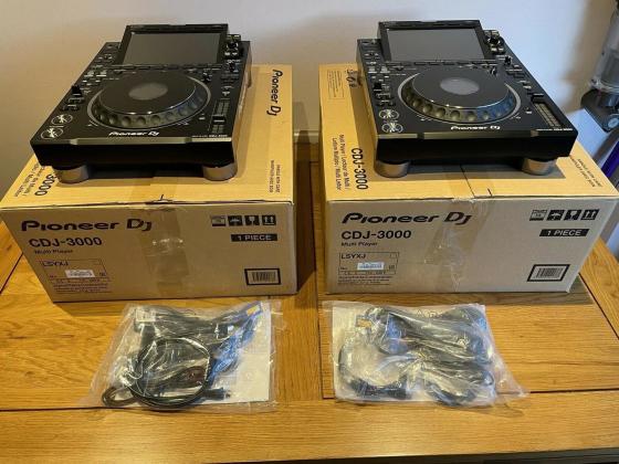 Pioneer CDJ-3000, Pioneer DJ DJM-A9, AlphaTheta Euphonia , Pioneer CDJ-2000NXS2, Pioneer DJM-900NXS2, Pioneer DJM-V10 , Pioneer DJM-S11 DJ Mixer