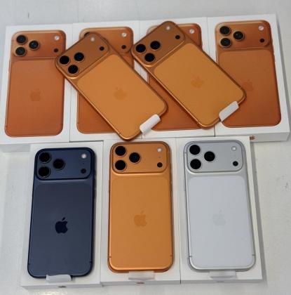 Apple iPhone 17 Pro Max, iPhone 17 Pro, iPhone 17, iPhone Air, iPhone 16 Pro Max, iPhone 16 Pro, iPhone 16, iPhone 16 Plus ,Samsung Galaxy S25 Ultra