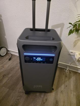 Anker SOLIX F3800 3860 WH Power Station