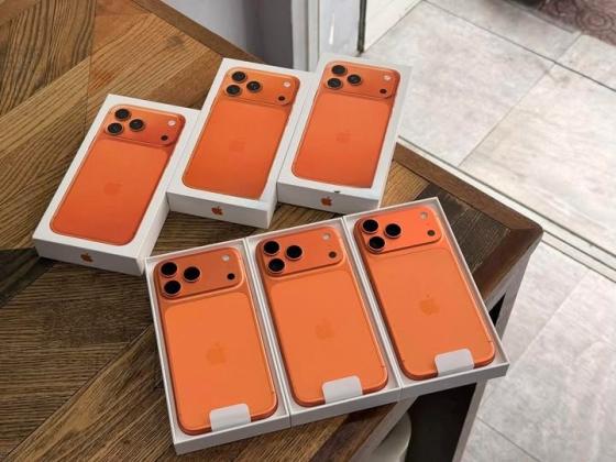Apple iPhone 17 Pro Max, iPhone 17 Pro, iPhone 17, iPhone Air, iPhone 16 Pro Max, iPhone 16 Pro, iPhone 16, iPhone 16 Plus, Samsung Galaxy S26 Ultra