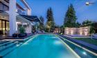 Moderner Gartenbau mit Deluxe-Pool 2026